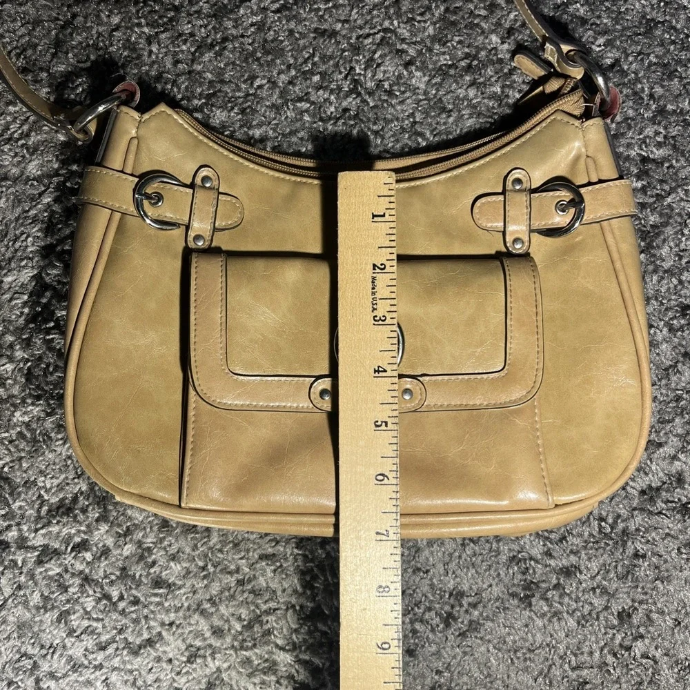 The Unbranded Brand women tan
